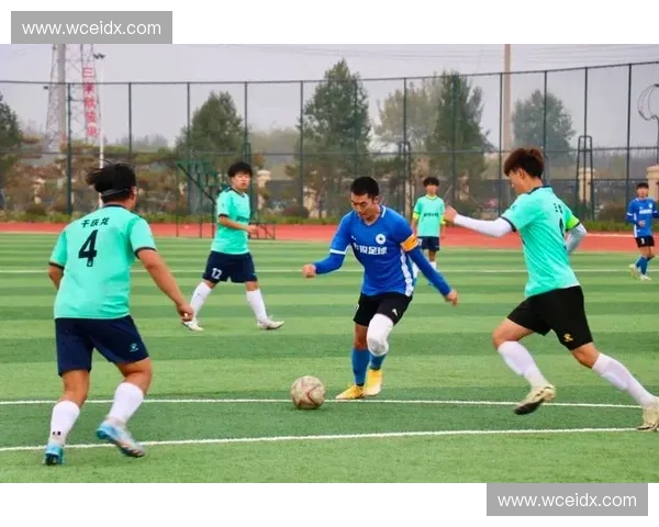特步大学生足球联赛：青春激情碰撞，展现校园足球风采